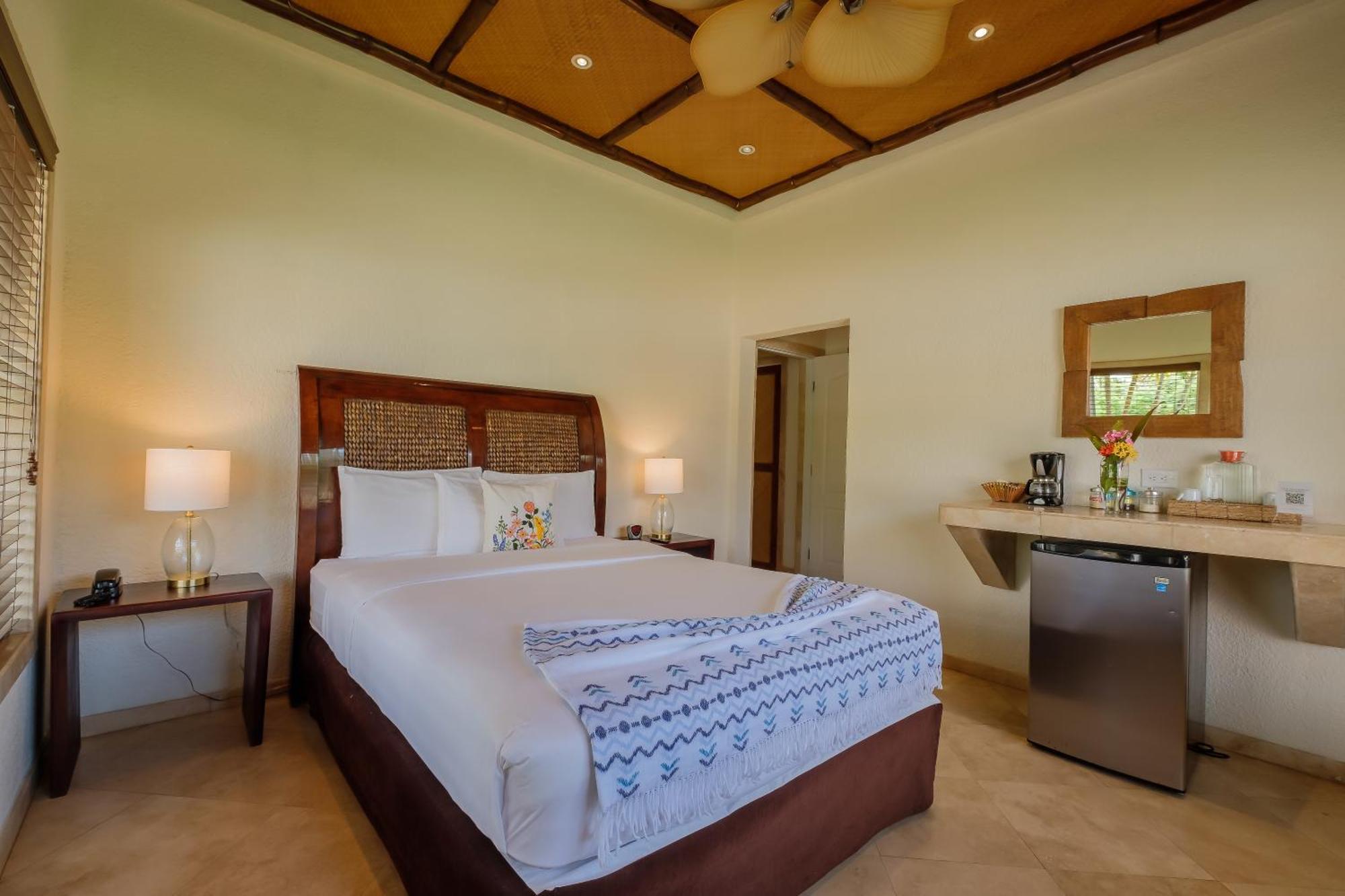 The Placencia Maya Beach Bagian luar foto
