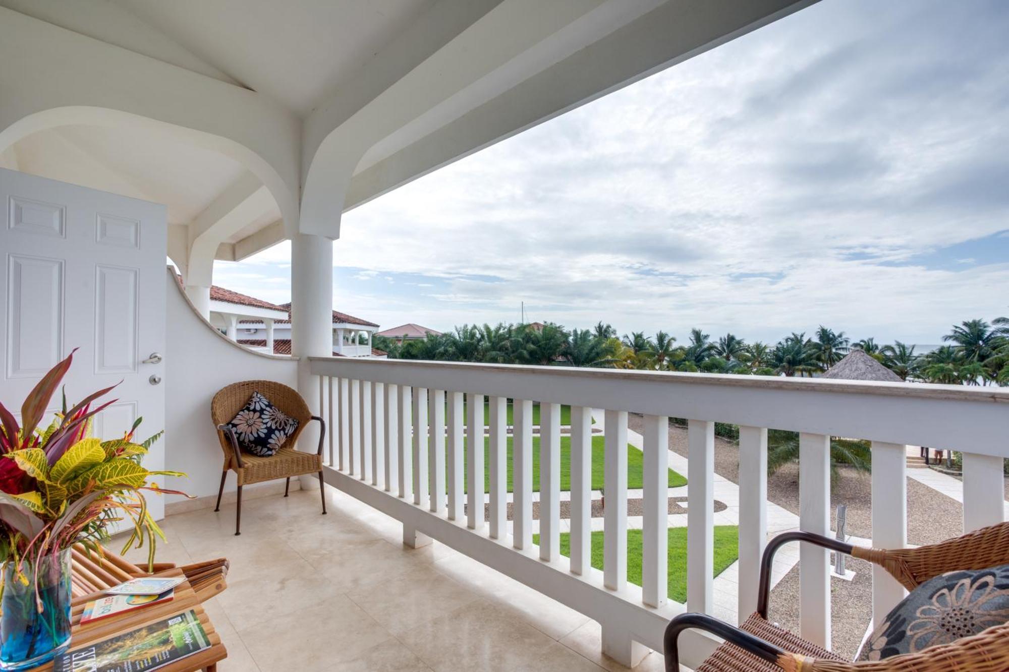 The Placencia Maya Beach Bagian luar foto